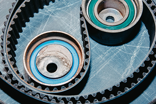 Dynamic axial sealing